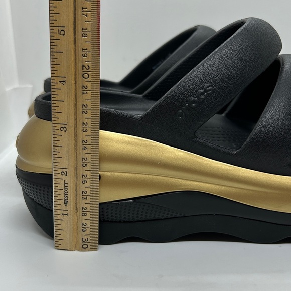 Crocs Mega Crush Metallic Black/Gold Triple Strap Sandal Unisex Women 9. Men 7. - Picture 10 of 14